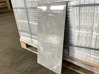 Qua granite pulpis grey gepolijst 30x60 cm tegel 33,12 m² - afbeelding 8 van  24