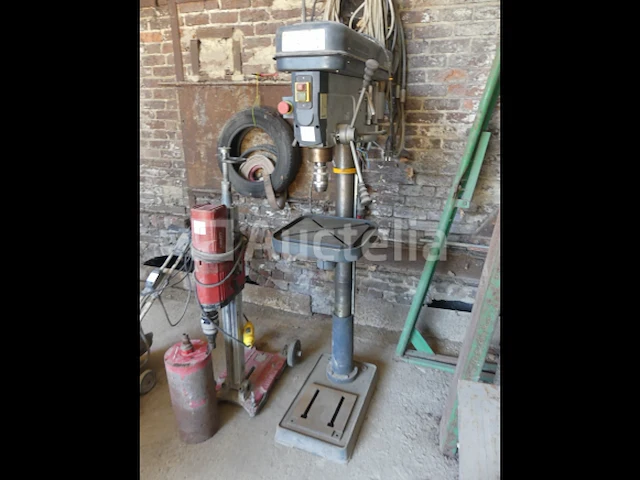 Quantum b32 kolomboormachine - afbeelding 1 van  12