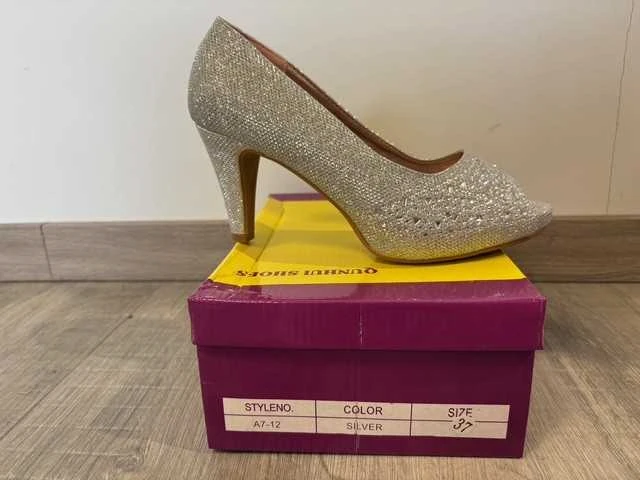 Qunhui - high heels - heel (2400x) - afbeelding 23 van  26