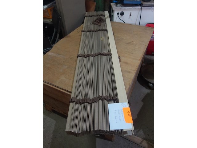 Raamdecoratie houten lamellen b1,70 x h2,60 - afbeelding 1 van  4