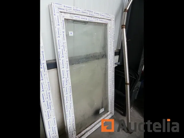 Raamkozijnen van vitrine pvc kommerling - afbeelding 4 van  5