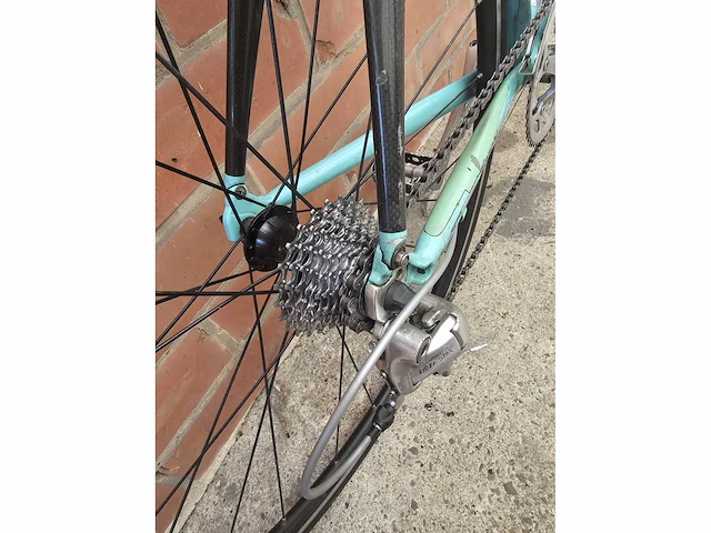 Racefiets - bianchi - koersfiets - afbeelding 14 van  15