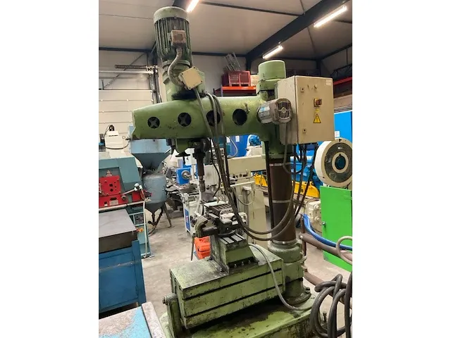 Radiaalboormachine - afbeelding 2 van  9