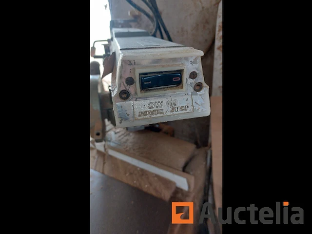 Radiaalzaagmachine dewalt 110 - afbeelding 3 van  8