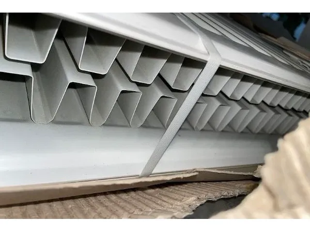 Radiator design flatfront - afbeelding 2 van  3
