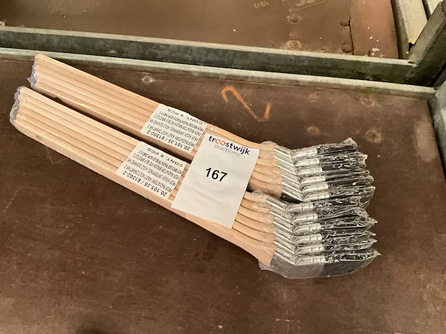 Radiator verfborstels voor schilders. (12x) - afbeelding 1 van  1