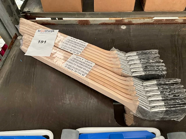 Radiator verfborstels voor schilders. (12x) - afbeelding 1 van  1
