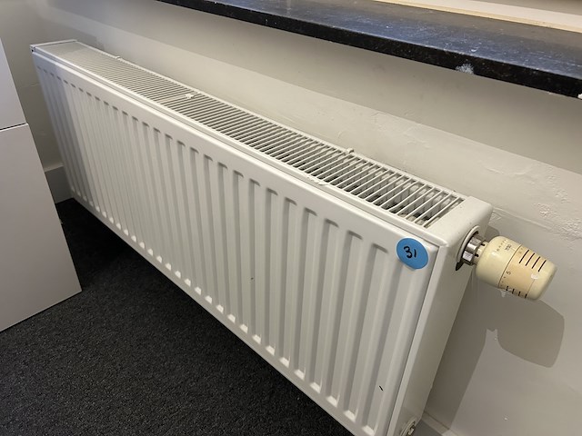 Radiatoren dressing en slaapkamer (3) - afbeelding 5 van  7