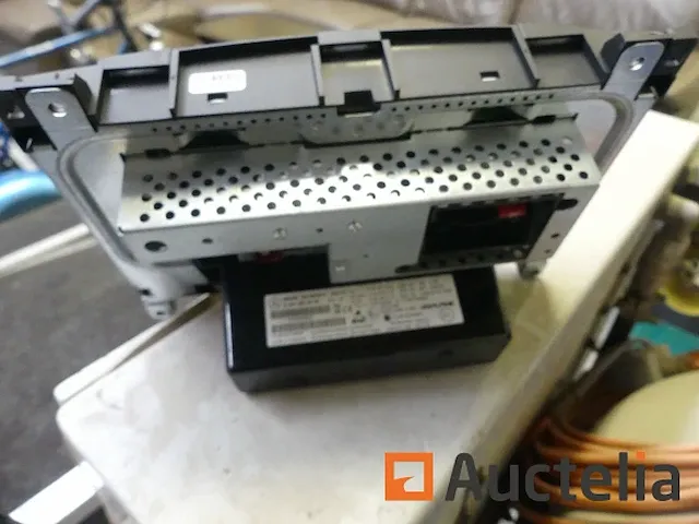 Radio- en centrale bedieningselementen voor mercedes alpine mr2510 vrg1/2 voertuig - afbeelding 3 van  4