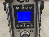 Radio makita - afbeelding 2 van  4