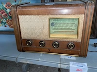 Radio - afbeelding 1 van  4