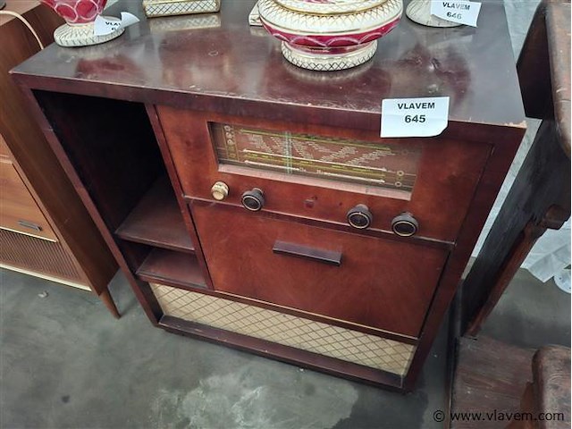 Radiomeubel - afbeelding 1 van  3