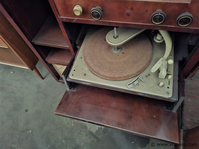 Radiomeubel - afbeelding 2 van  3