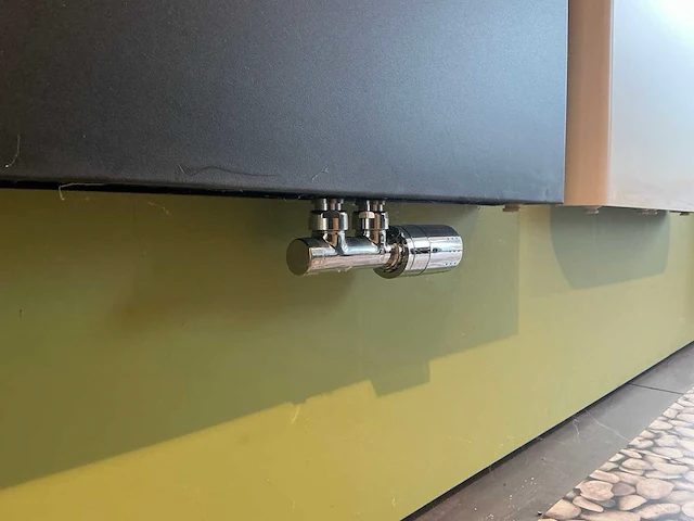 Radson tinos 625 wandradiator - afbeelding 6 van  6