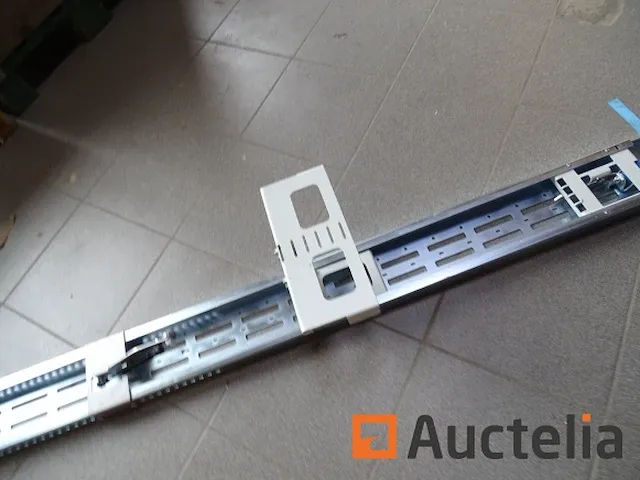 Rail voor bestelwagens - afbeelding 4 van  10