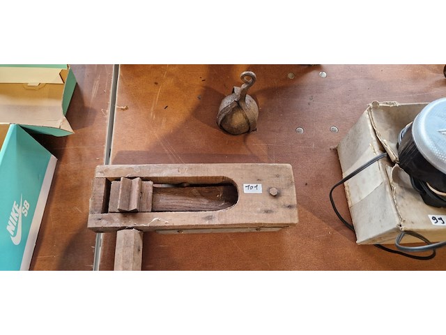 Rakelaar en oud gewicht - afbeelding 1 van  1