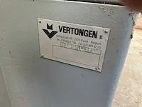 Ramenpennenbank en profileermachine vertongen - afbeelding 11 van  21