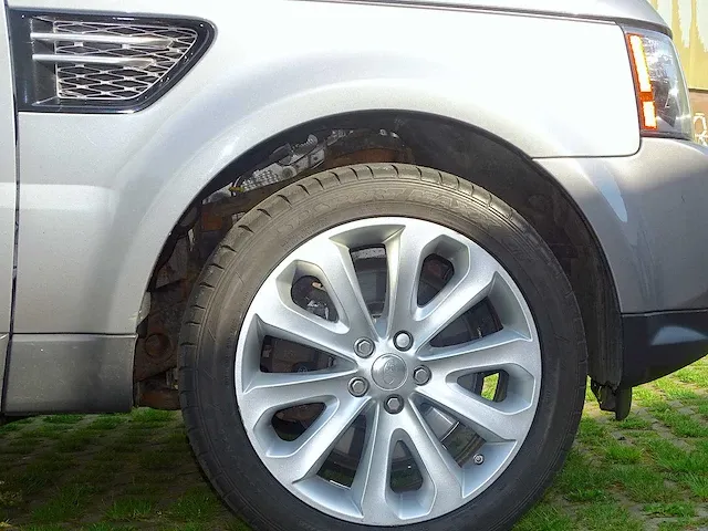 Range rover sport 3.0 tdv6 se - afbeelding 8 van  43