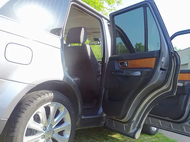 Range rover sport 3.0 tdv6 se - afbeelding 15 van  43