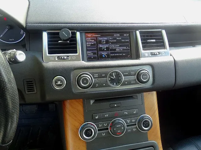 Range rover sport 3.0 tdv6 se - afbeelding 24 van  43