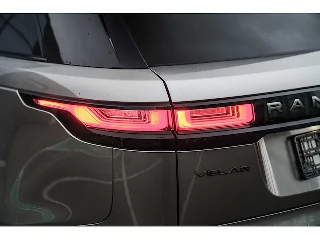 Range rover velar 3.0l mhev se suv - 2021 - afbeelding 2 van  61
