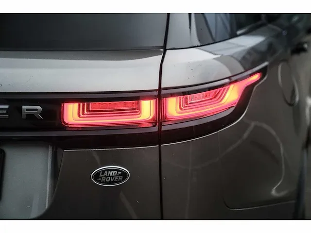 Range rover velar 3.0l mhev se suv - 2021 - afbeelding 10 van  61