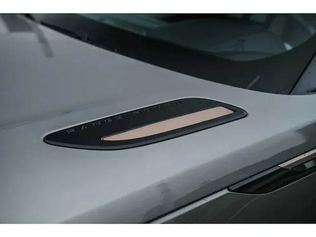 Range rover velar 3.0l mhev se suv - 2021 - afbeelding 21 van  61