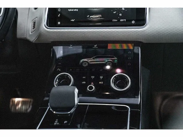 Range rover velar 3.0l mhev se suv - 2021 - afbeelding 31 van  61