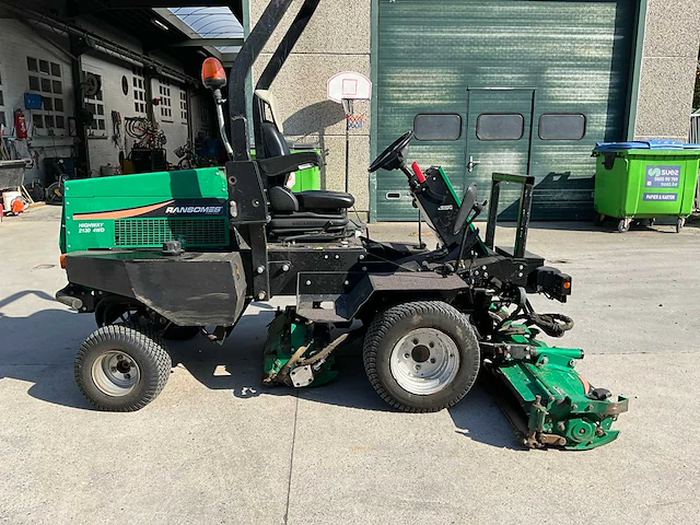 Ransomes highway 2130 4wd maaimachines - afbeelding 25 van  28