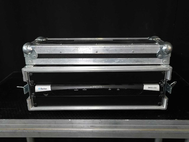 Raritan - kx iii 232 32ip port kvm p/n dkx3-232 - video - afbeelding 2 van  4