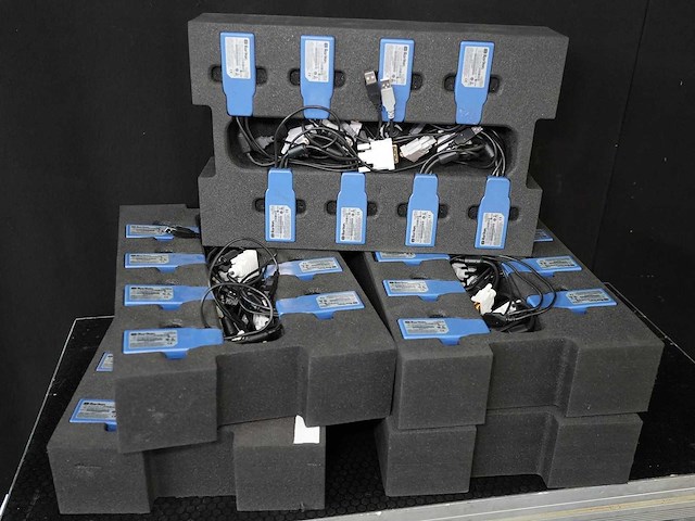 Raritan - kx iii 232 32ip port kvm p/n dkx3-232 - video - afbeelding 4 van  4