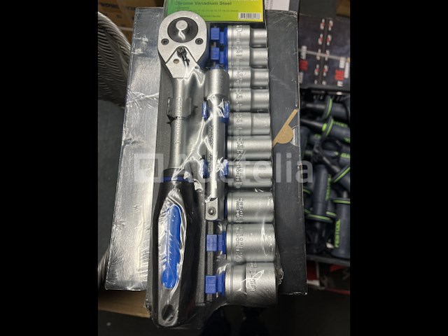 Ratel set met doppen 3/4 - afbeelding 1 van  2