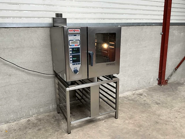 Rational cpc 61g gasgestookte combisteamer - afbeelding 1 van  6