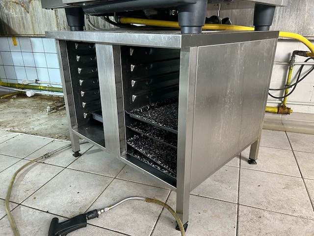 Rational oven met onderstel 80x84x172 cm h - afbeelding 4 van  4