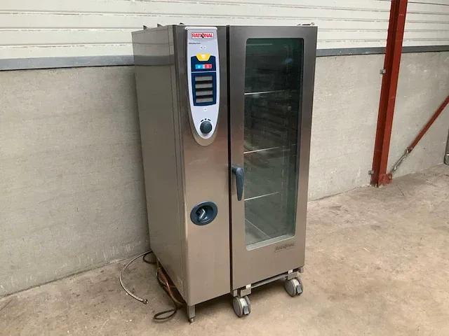 Rational scc201g gasgestookte combisteamer - afbeelding 1 van  10