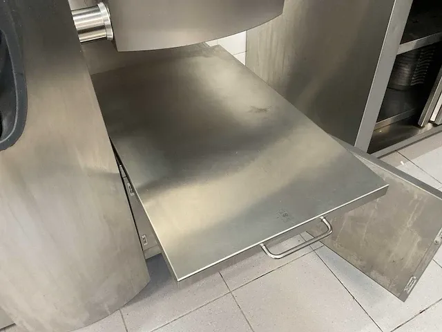 Rational variocookingcenter multi-kookapparaat met onderstel - afbeelding 2 van  12