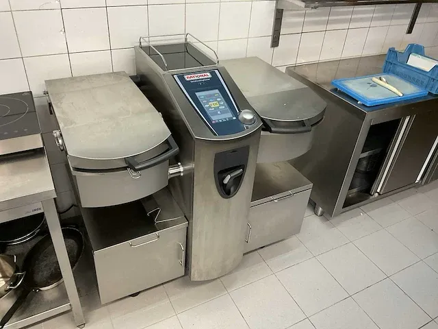Rational variocookingcenter multi-kookapparaat met onderstel - afbeelding 1 van  12
