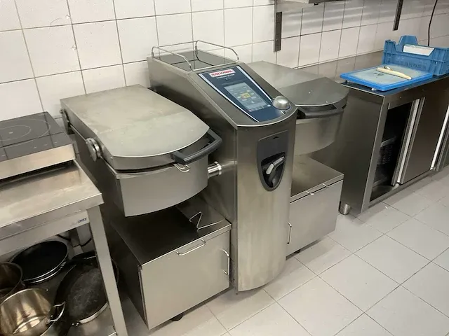 Rational variocookingcenter multi-kookapparaat met onderstel - afbeelding 5 van  12