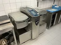 Rational variocookingcenter multi-kookapparaat met onderstel - afbeelding 5 van  12