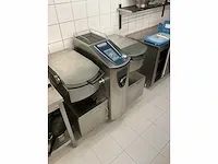 Rational variocookingcenter multi-kookapparaat met onderstel - afbeelding 6 van  12