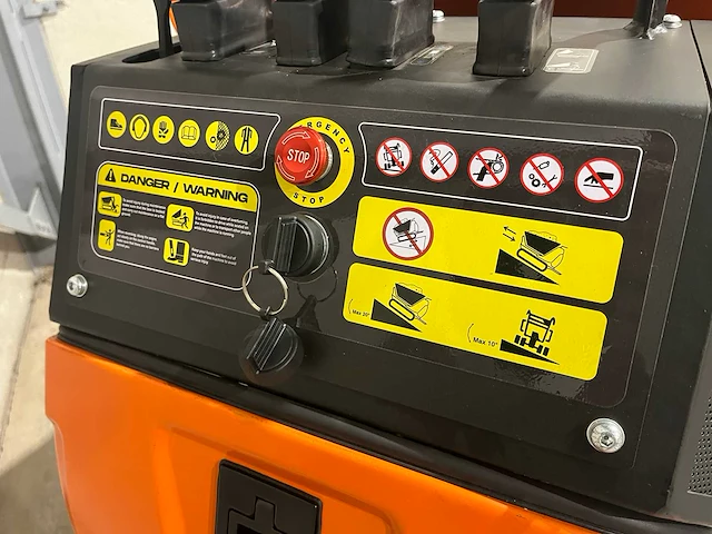 Rato zelfladende rupsdumper - afbeelding 13 van  14
