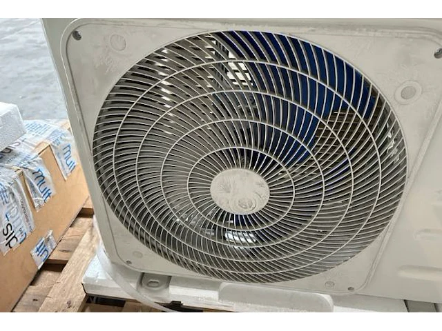 Raysun airco binnen en buiten unit - afbeelding 3 van  10
