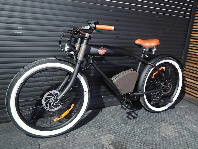 Rayvolt clubman zwart 36v10ah accu demo/test - afbeelding 15 van  20
