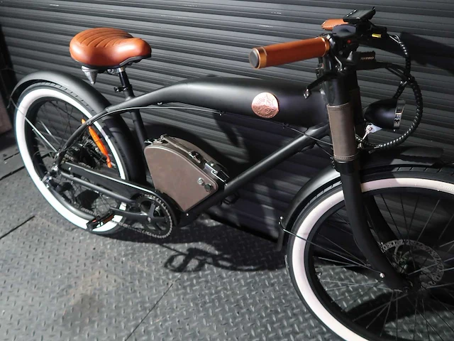Rayvolt clubman zwart 36v10ah accu demo/test - afbeelding 20 van  20