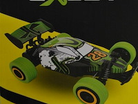 Rc dust storm stuntauto - afbeelding 3 van  4