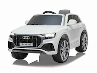R/c licensed audi q8 white