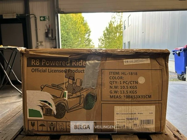 R/c licensed audi r8 - white - afbeelding 3 van  4