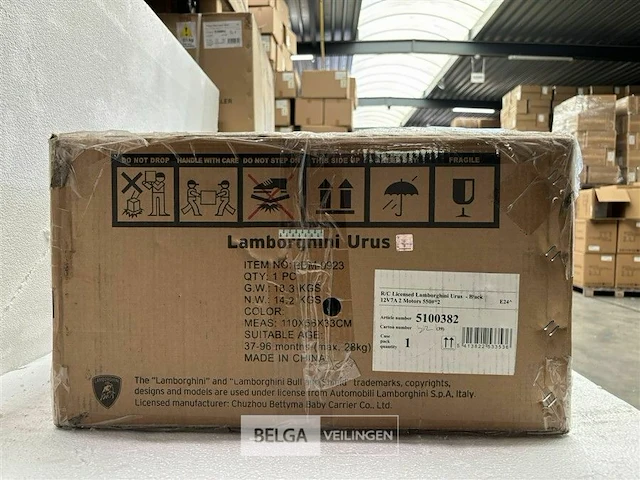 R/c licensed lamborghini urus black - afbeelding 3 van  3