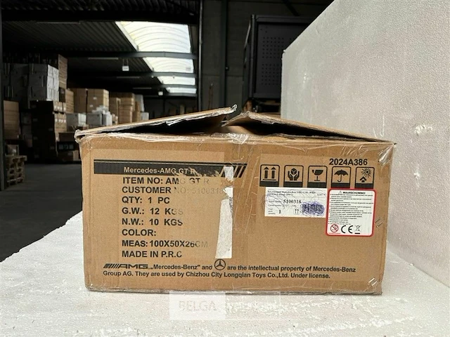 R/c licensed mercedes-benz amg gtr white - afbeelding 3 van  4