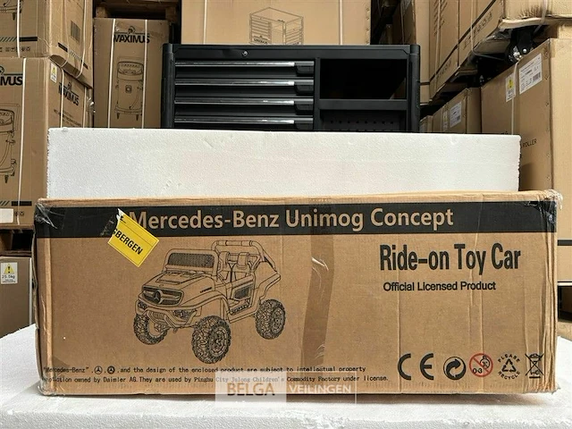 R/c licensed mercedes-benz unimog black - afbeelding 1 van  2